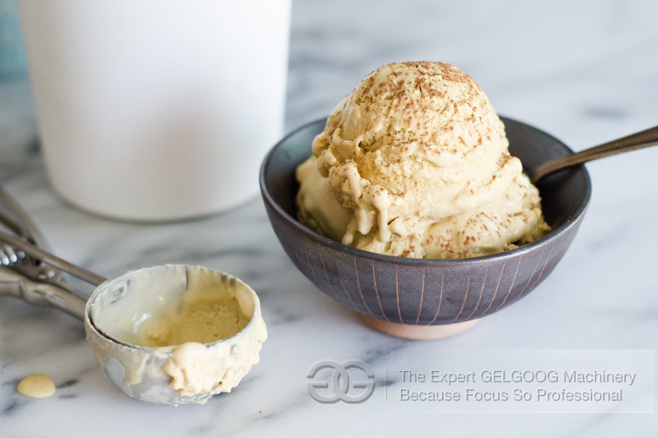 MAKE YOUR OWN FLAVOR HOMEMADE ICE CREAM